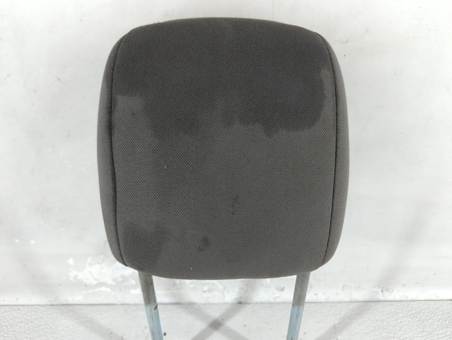 2008 Chrysler Town & Country Headrest Head Rest Front Driver Passenger Seat Fits OEM Used Auto Parts - Oemusedautoparts1.com