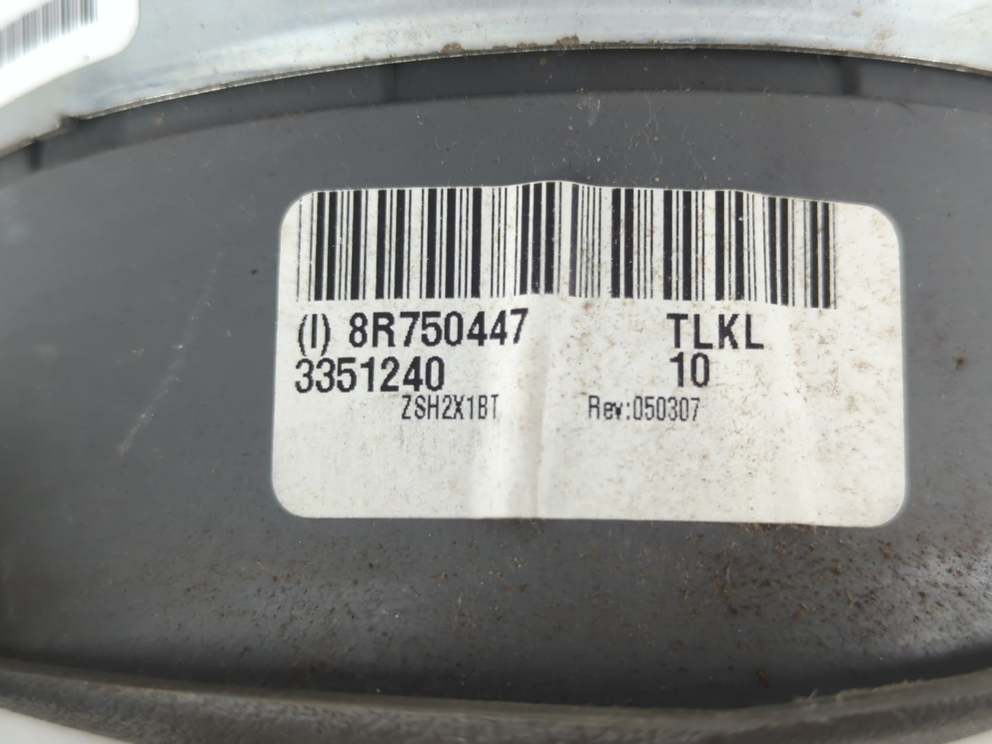 2008 Chrysler Town & Country Air Bag Driver Left Steering Wheel Mounted Fits OEM Used Auto Parts - Oemusedautoparts1.com