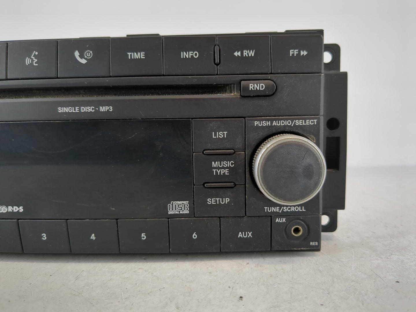 2008 Chrysler Town & Country Radio AM FM Cd Player Receiver Replacement P/N:P05064411AF Fits OEM Used Auto Parts - Oemusedau