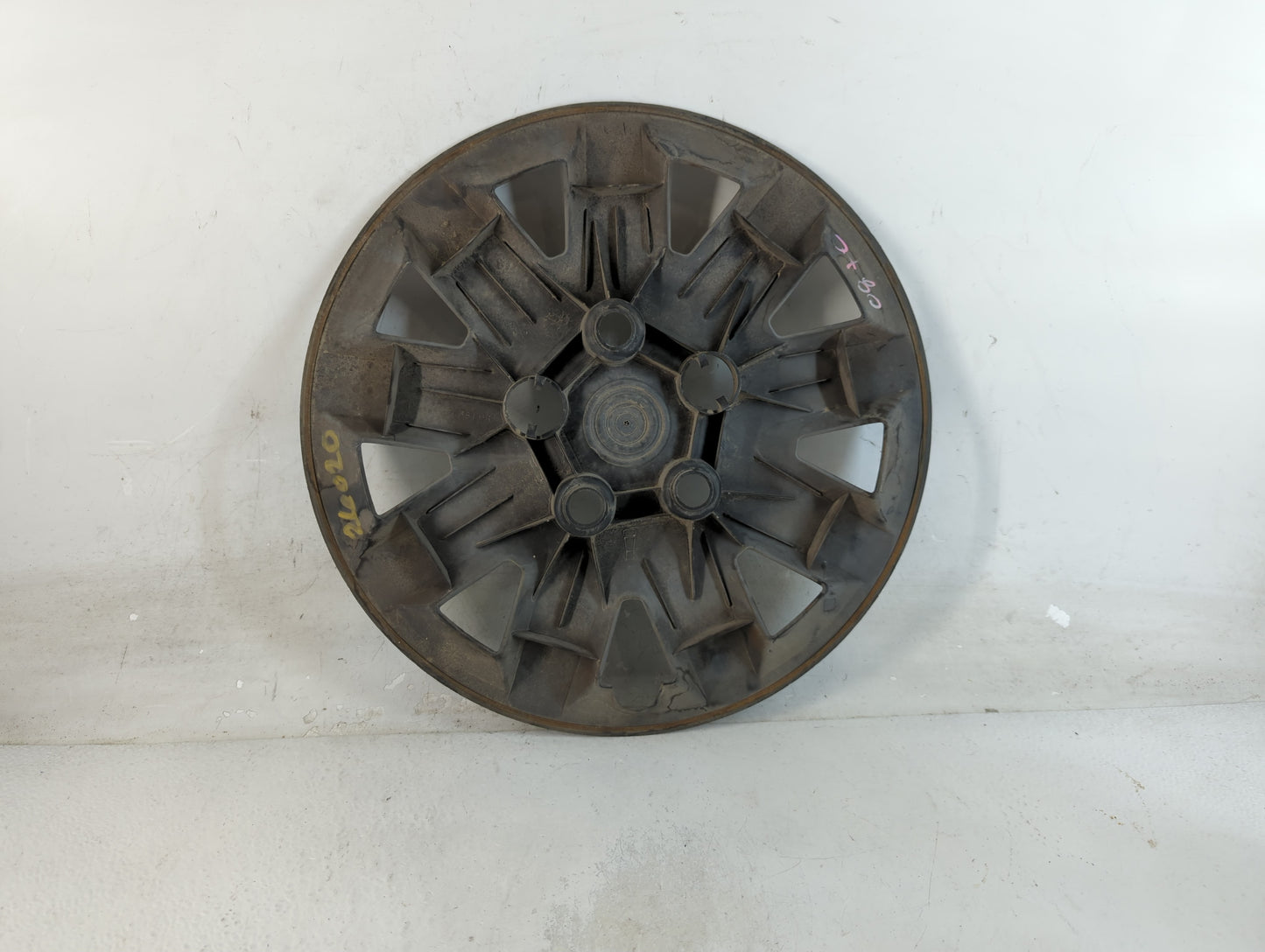 2008-2010 Chrysler Town & Country Hubcap Wheel Cover - Oemusedautoparts1.com