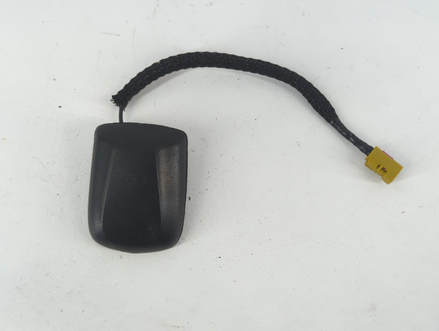 2008 Chrysler Town & Country Radio Antenna Mast 938668 - Oemusedautoparts1.com
