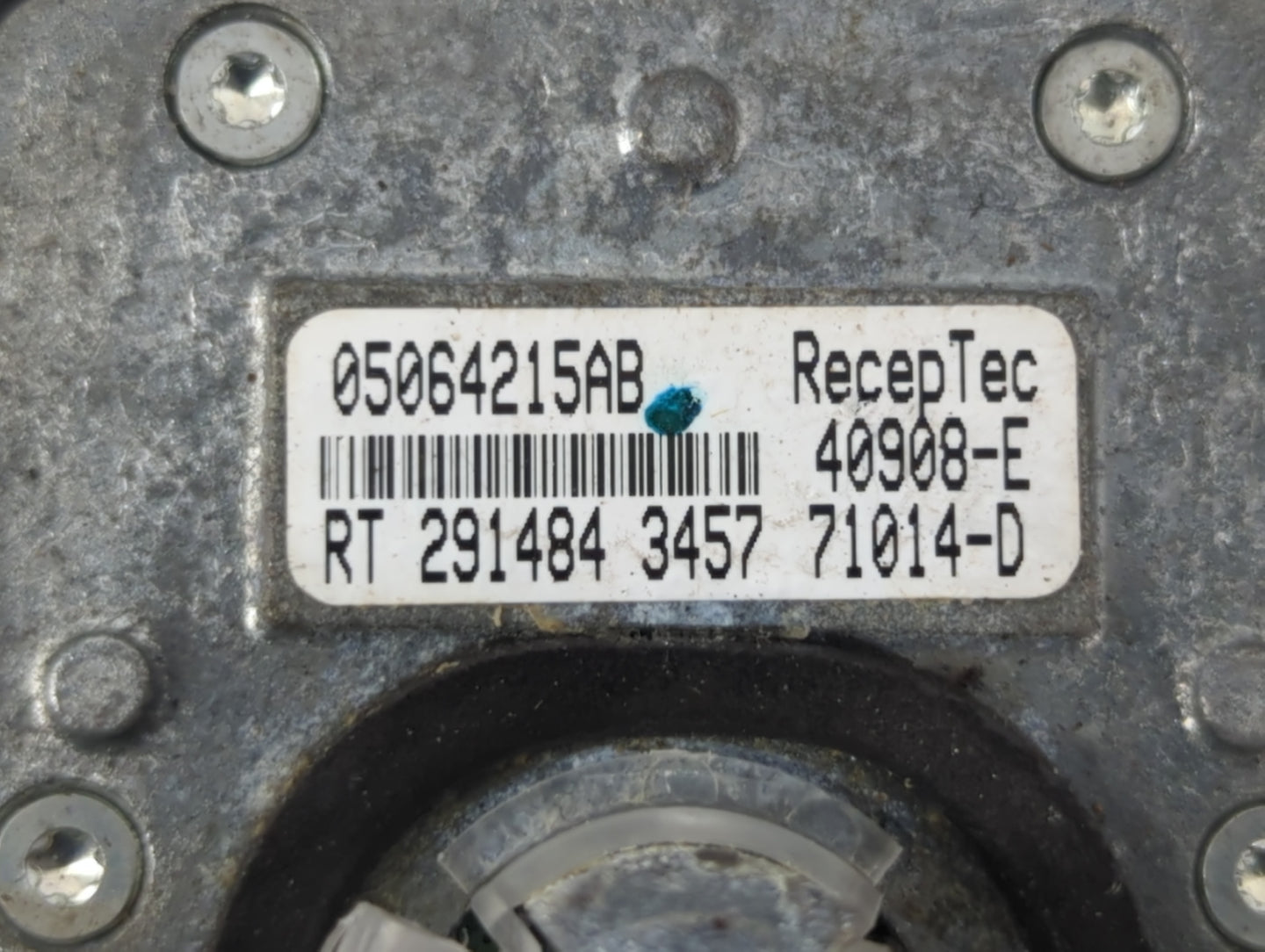 2008 Chrysler Town & Country Radio Antenna Mast 938668 - Oemusedautoparts1.com