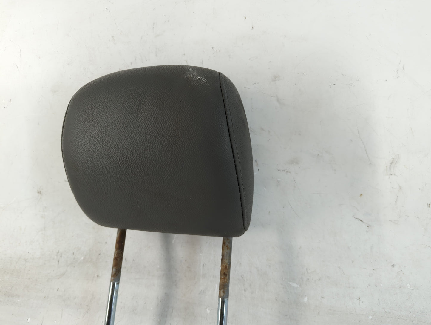 2008 Chrysler Town & Country Headrest Head Rest Front Driver Passenger Seat Fits OEM Used Auto Parts - Oemusedautoparts1.com