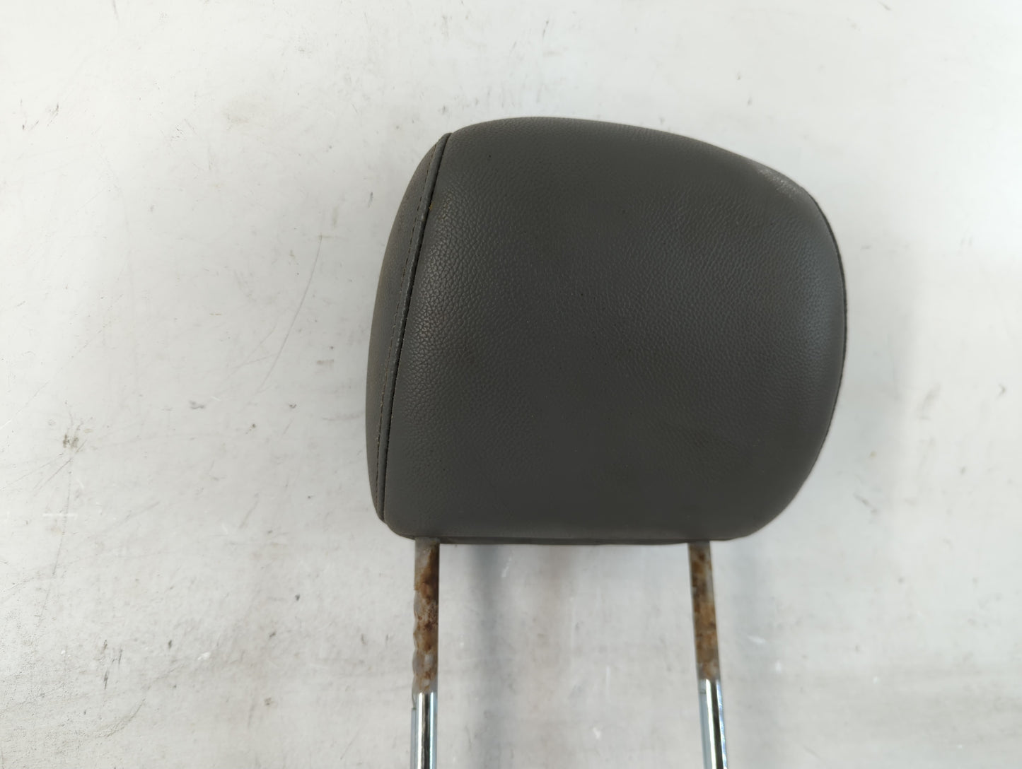 2008 Chrysler Town & Country Headrest Head Rest Front Driver Passenger Seat Fits OEM Used Auto Parts - Oemusedautoparts1.com
