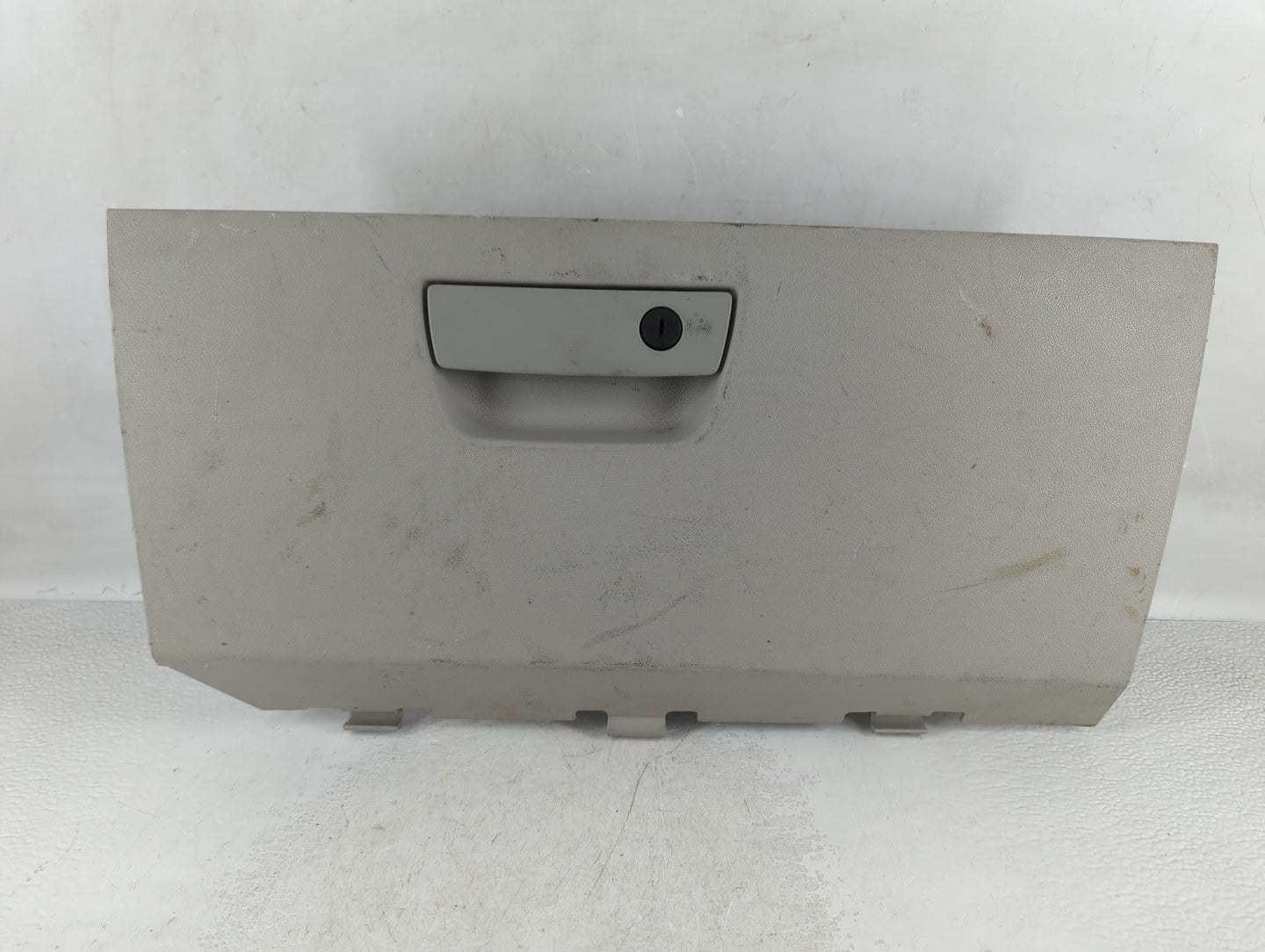 2008 Chrysler Town & Country Passenger Glove Box Door Storage Compartment 938684 - Oemusedautoparts1.com