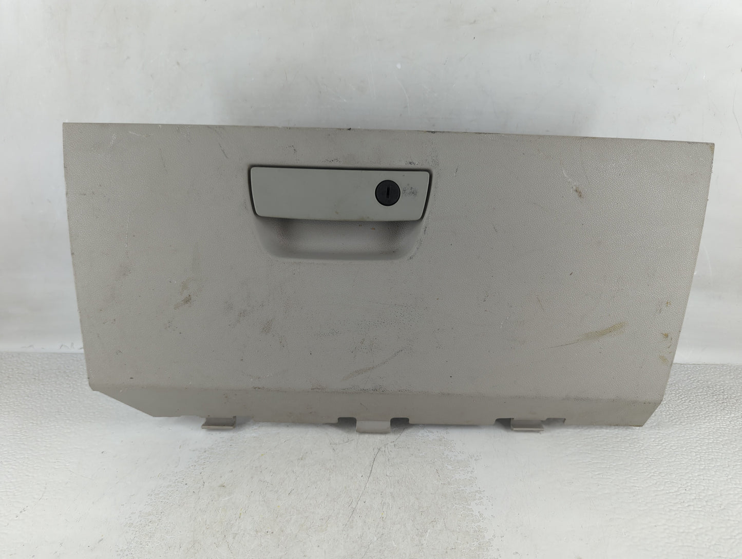 2008 Chrysler Town & Country Passenger Glove Box Door Storage Compartment 938684 - Oemusedautoparts1.com