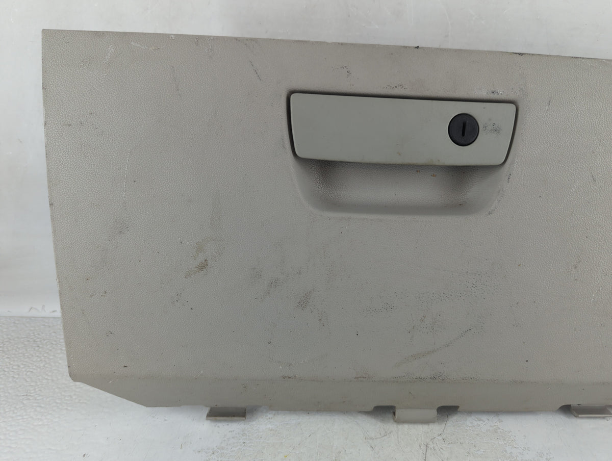 2008 Chrysler Town & Country Passenger Glove Box Door Storage Compartment 938684 - Oemusedautoparts1.com