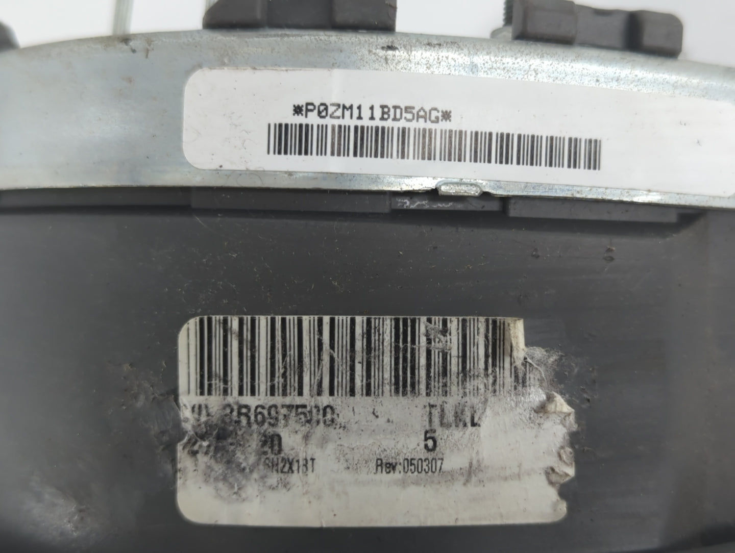 2008 Chrysler Town & Country Air Bag Driver Left Steering Wheel Mounted Fits OEM Used Auto Parts - Oemusedautoparts1.com