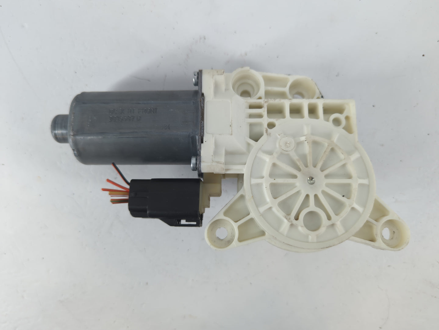 2008 Chrysler Town & Country Passenger Front Right Power Window Motor - Oemusedautoparts1.com