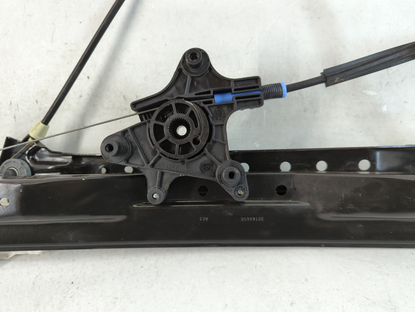 2008-2016 Chrysler Town & Country Driver Left Front Window Regulator 938765 - Oemusedautoparts1.com