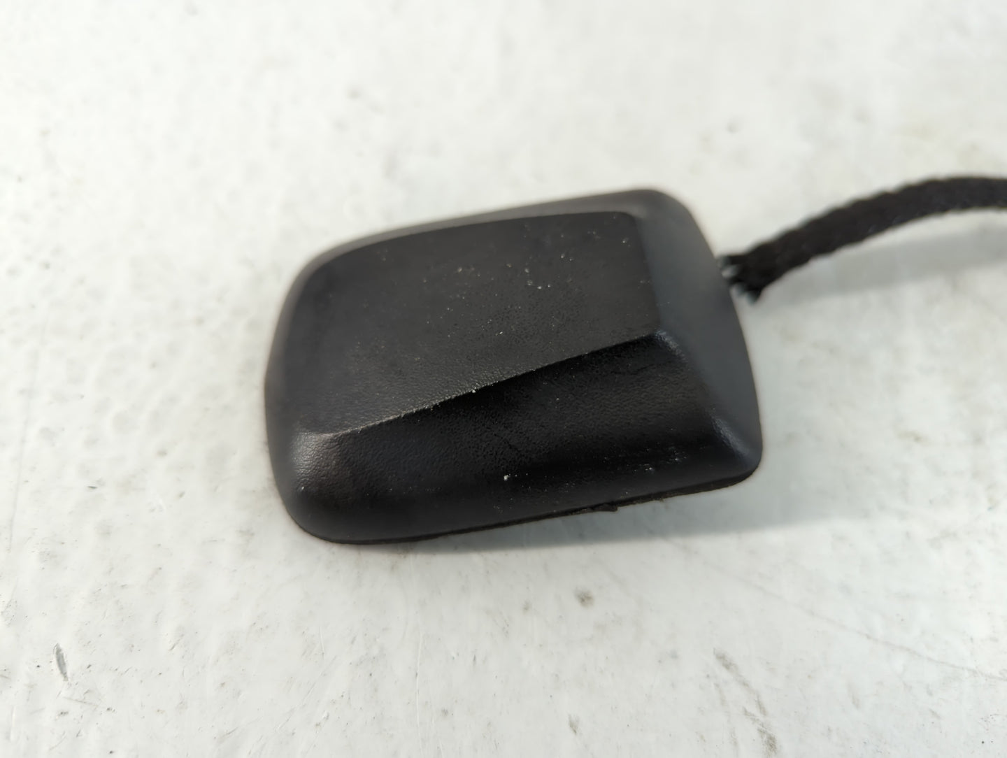 2008 Chrysler Town & Country Radio Antenna Mast 938766 - Oemusedautoparts1.com