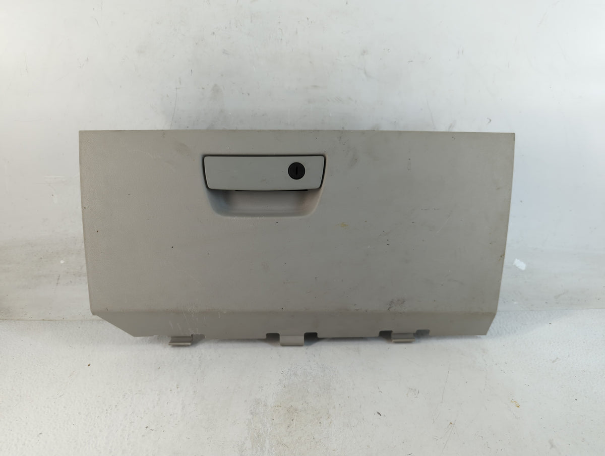 2008 Chrysler Town & Country Passenger Glove Box Door Storage Compartment 938781 - Oemusedautoparts1.com