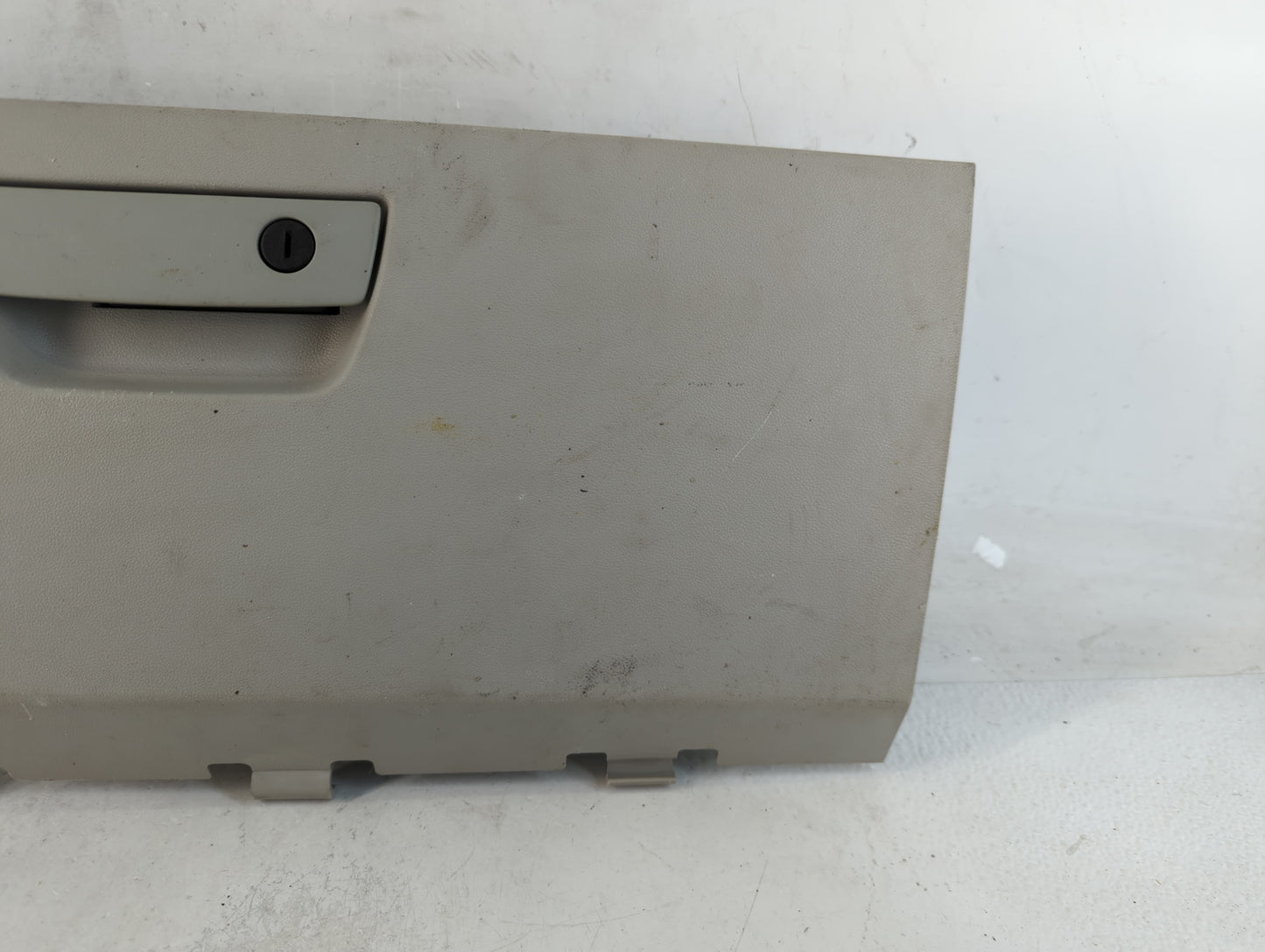 2008 Chrysler Town & Country Passenger Glove Box Door Storage Compartment 938781 - Oemusedautoparts1.com