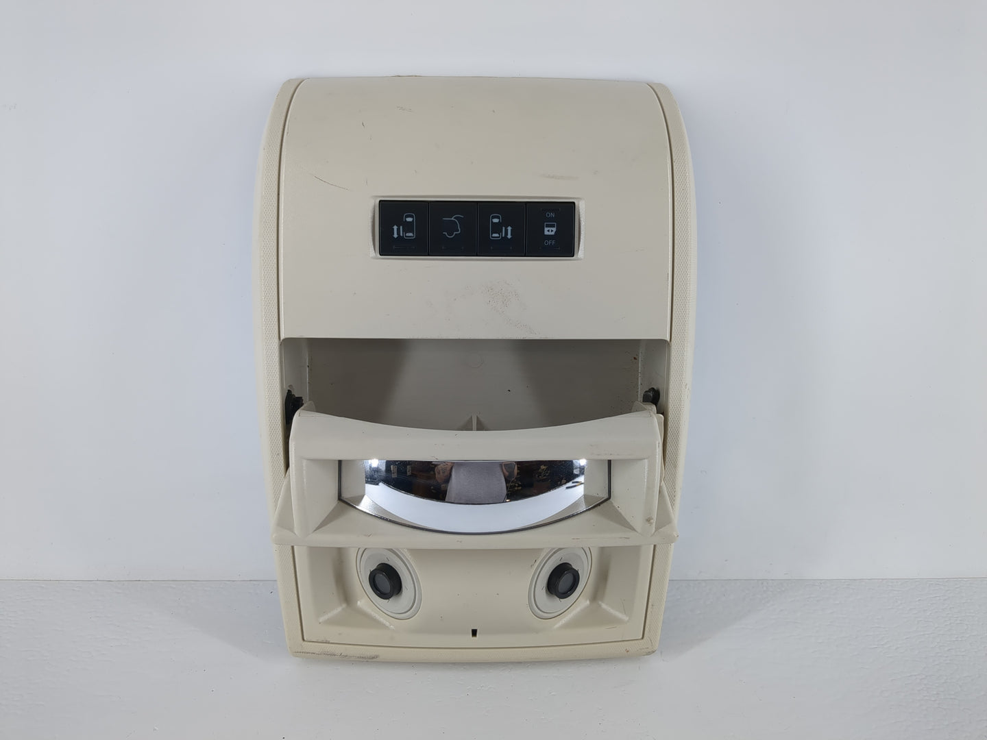 2008 Chrysler Town & Country Overhead Roof Console Interior Dome Light - Oemusedautoparts1.com