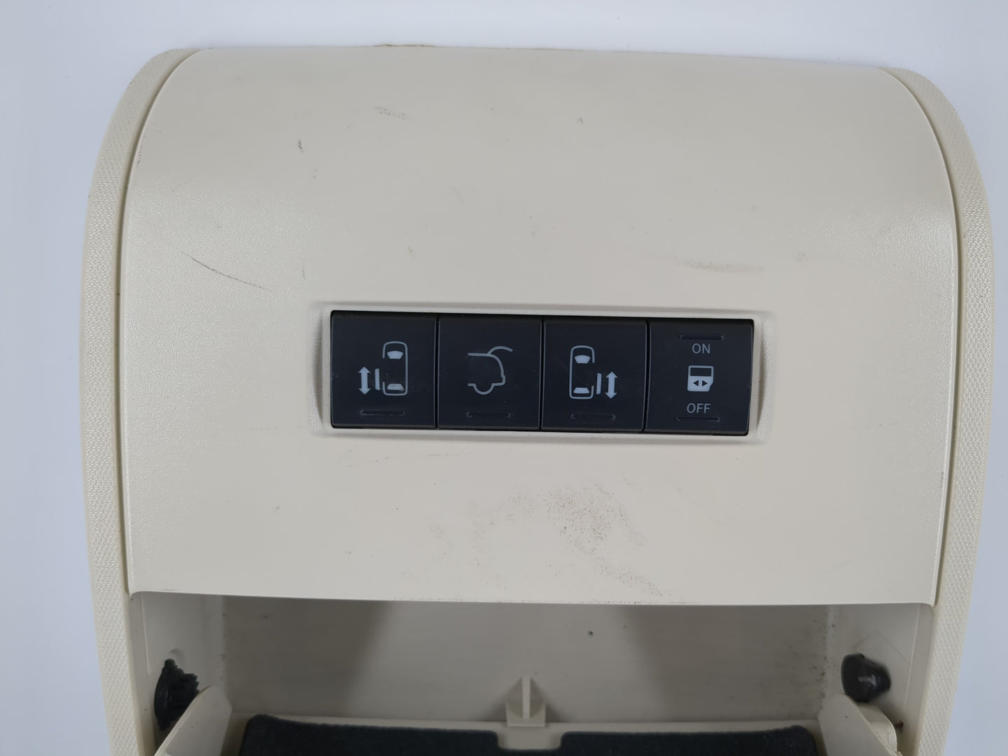 2008 Chrysler Town & Country Overhead Roof Console Interior Dome Light - Oemusedautoparts1.com