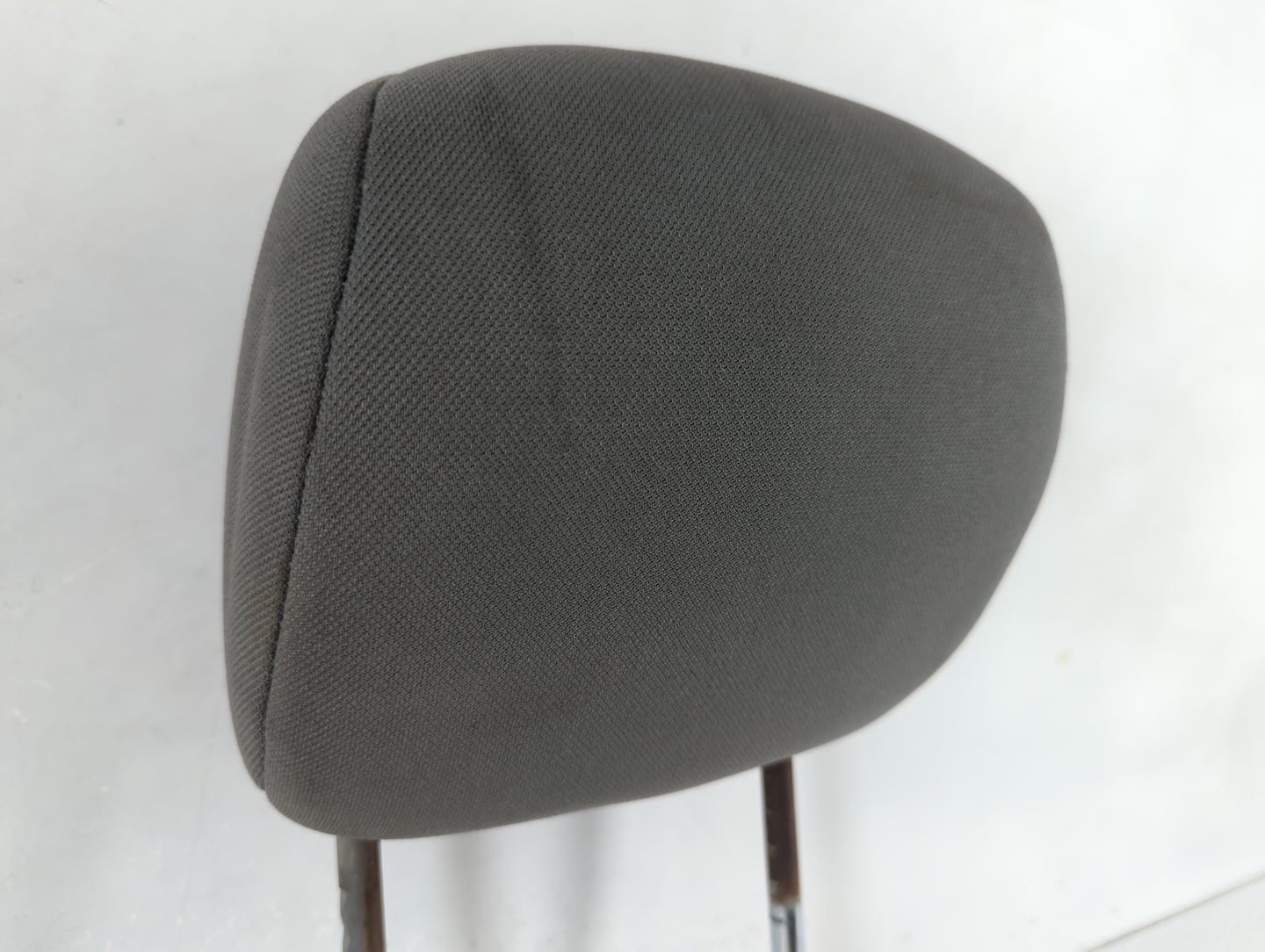 2008 Chrysler Town & Country Headrest Head Rest Front Driver Passenger Seat Fits OEM Used Auto Parts - Oemusedautoparts1.com
