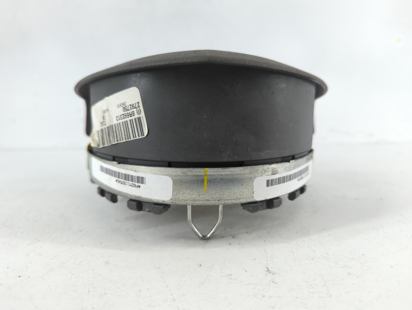 2008 Chrysler Town & Country Air Bag Driver Left Steering Wheel Mounted P/N:TLKL18 2792750, 8R692313 Fits OEM Used Auto Part