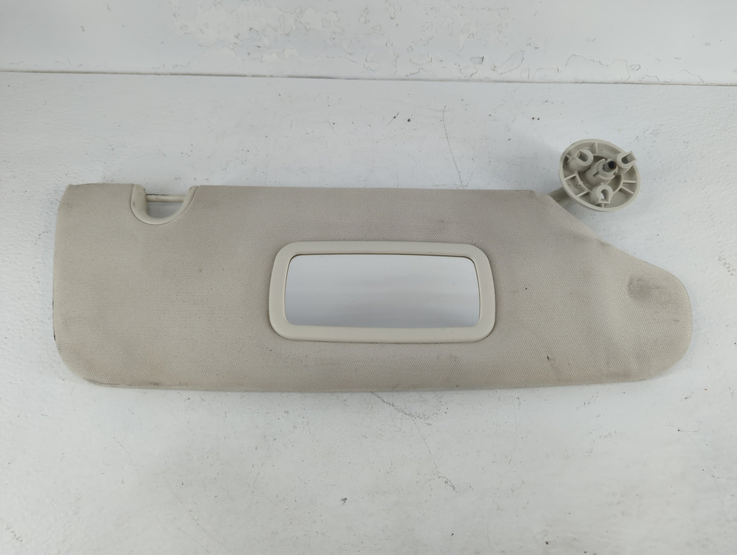 2008-2010 Chrysler Town & Country Sun Visor Shade Replacement Passenger Right Mirror Fits Fits 2008 2009 2010 OEM Used Auto 