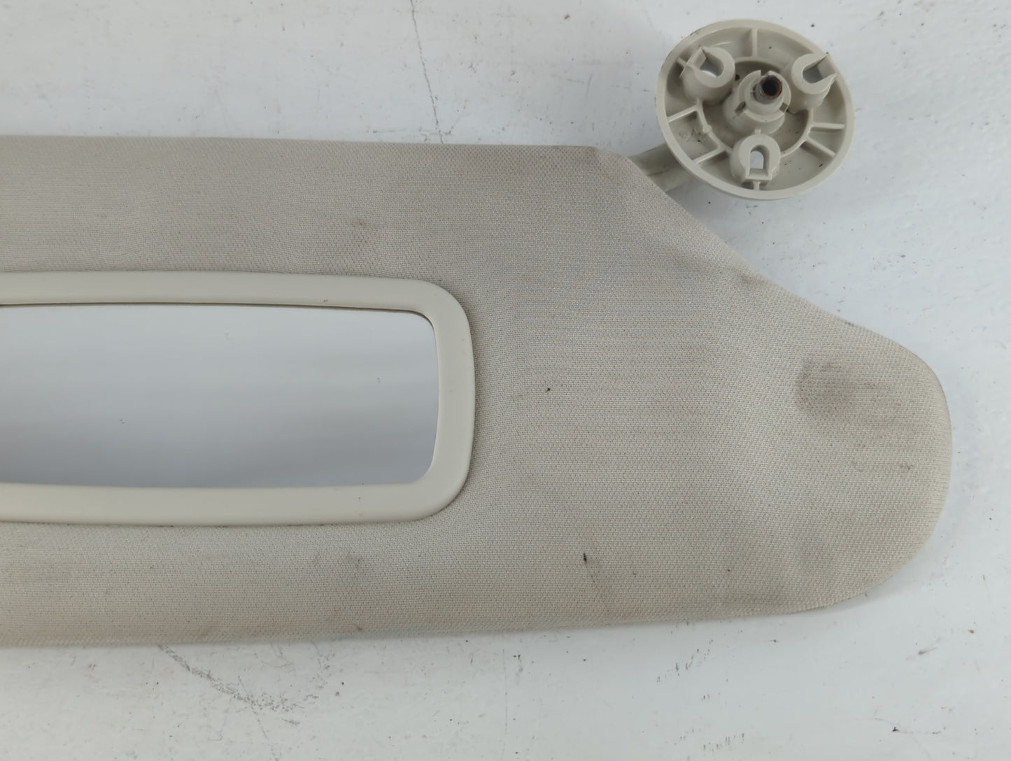 2008-2010 Chrysler Town & Country Sun Visor Shade Replacement Passenger Right Mirror Fits Fits 2008 2009 2010 OEM Used Auto 