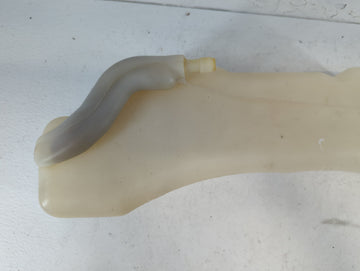 2008 Chrysler Town & Country Windshield Washer Fluid Reservoir Bottle Oem - Oemusedautoparts1.com