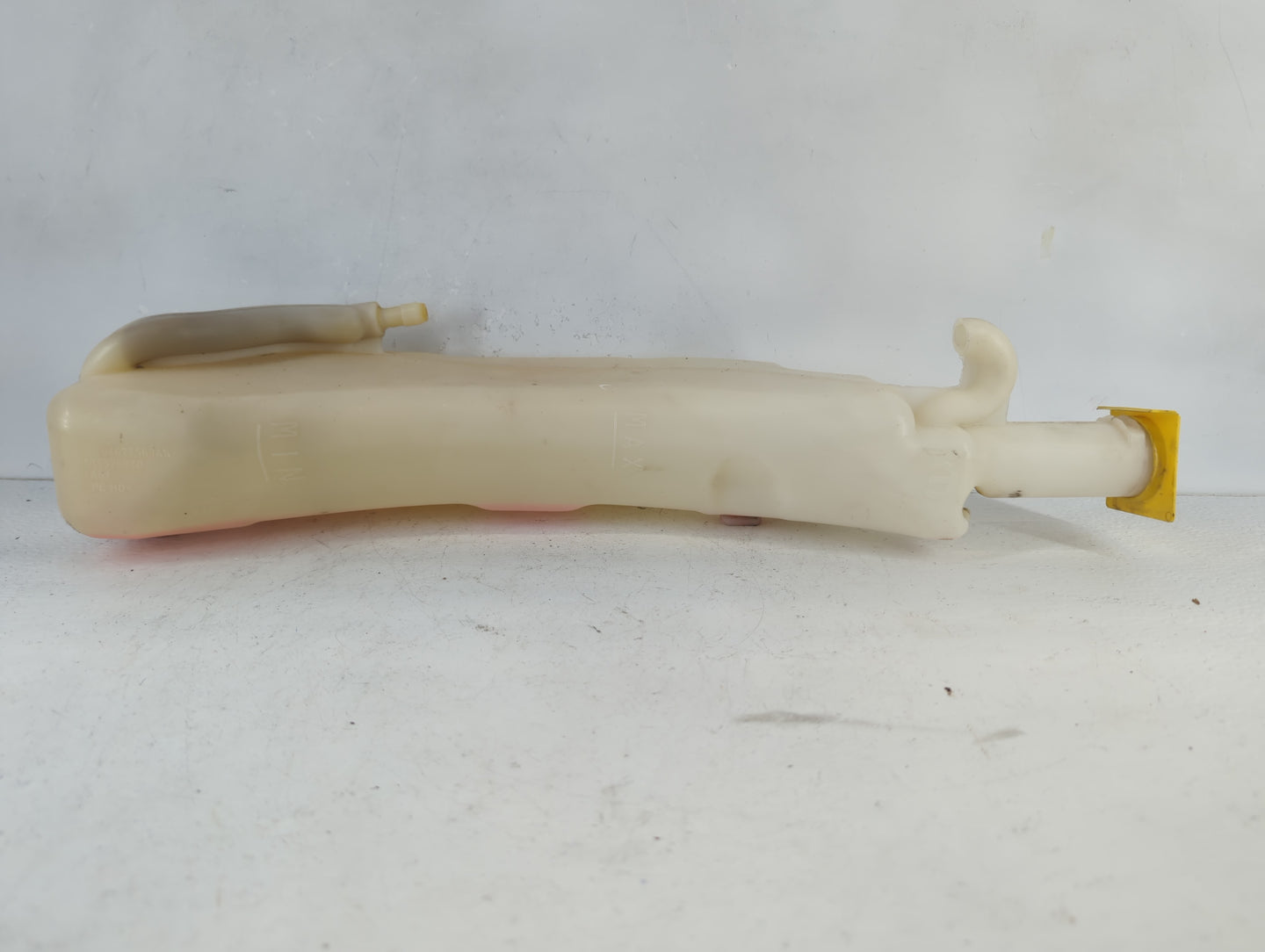 2008 Chrysler Town & Country Windshield Washer Fluid Reservoir Bottle Oem - Oemusedautoparts1.com