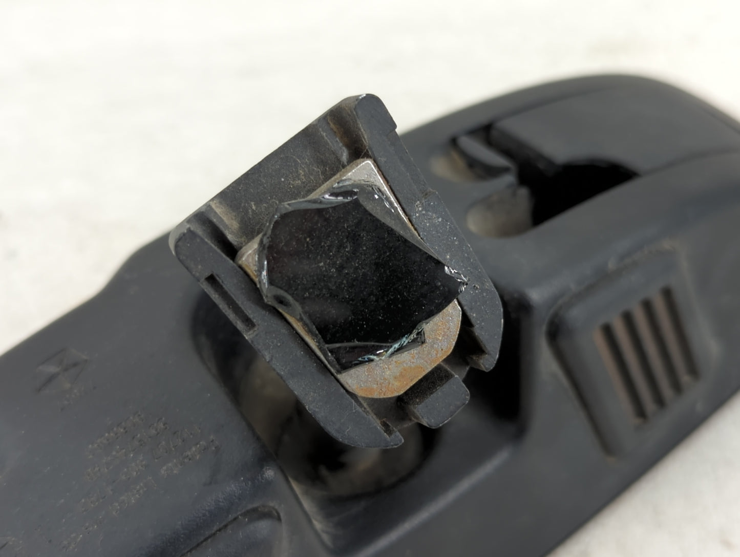 2008 Chrysler Town & Country Interior Rear View Mirror Replacement OEM Fits OEM Used Auto Parts - Oemusedautoparts1.com