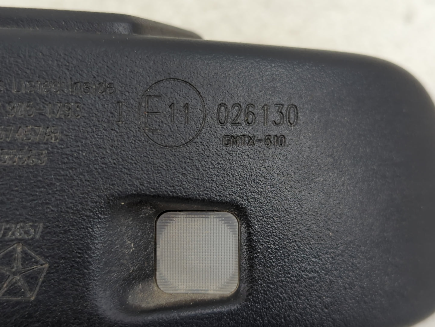 2008 Chrysler Town & Country Interior Rear View Mirror Replacement OEM Fits OEM Used Auto Parts - Oemusedautoparts1.com