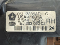 2005-2009 Chrysler Town & Country Passenger Right Oem Front Light Lamp - Oemusedautoparts1.com