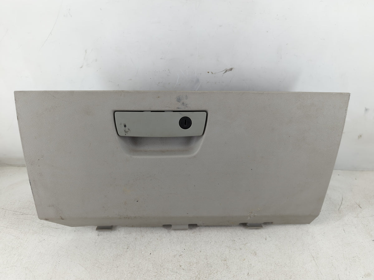 2008 Chrysler Town & Country Passenger Glove Box Door Storage Compartment 939348 - Oemusedautoparts1.com