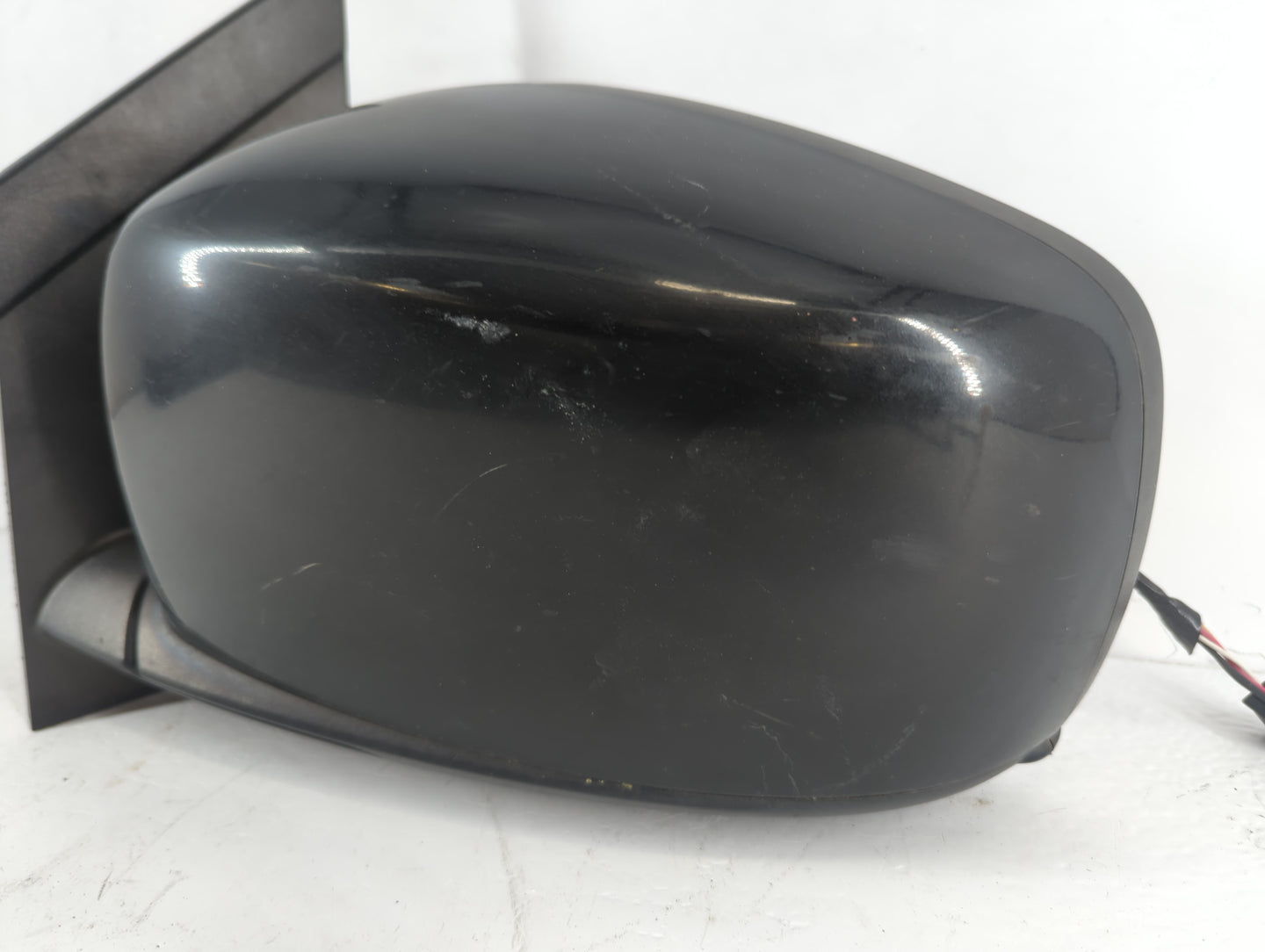 2008 Chrysler Town & Country Passenger Right Side View Manual Door Mirror - Oemusedautoparts1.com
