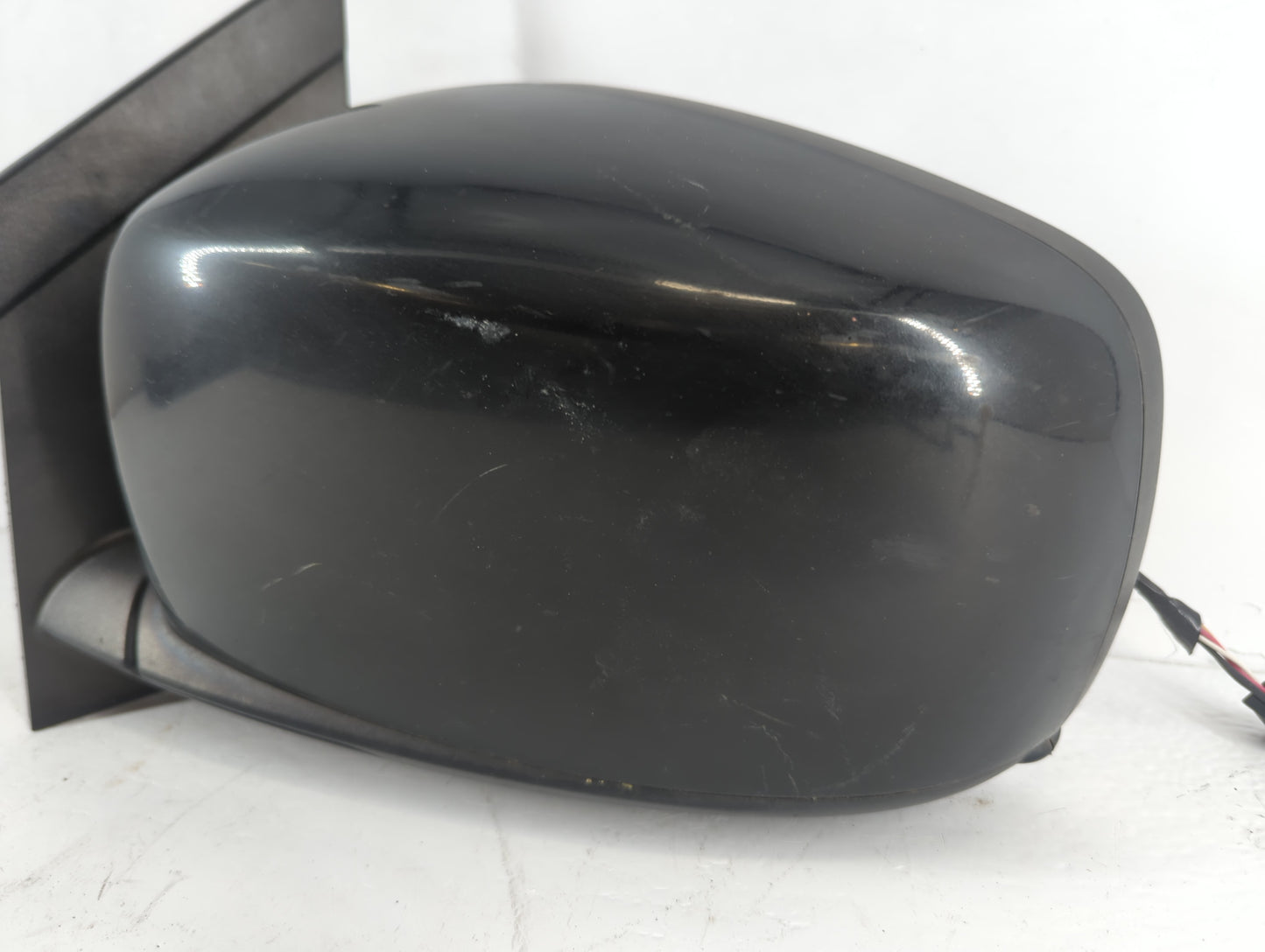 2008 Chrysler Town & Country Passenger Right Side View Manual Door Mirror - Oemusedautoparts1.com