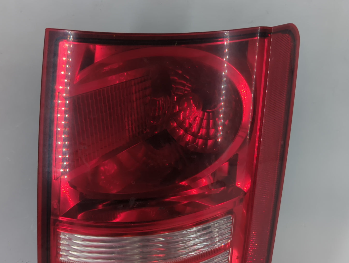 2008-2010 Chrysler Town & Country Tail Light Assembly Passenger Right OEM Fits Fits 2008 2009 2010 OEM Used Auto Parts - Oem
