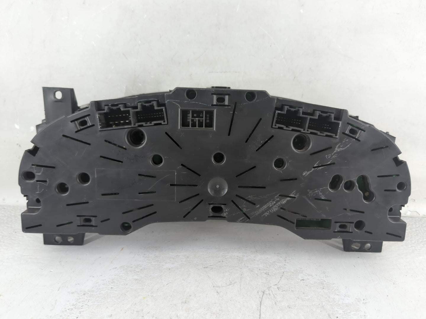 2008 Chrysler Town & Country Instrument Cluster Speedometer Gauges Fits OEM Used Auto Parts - Oemusedautoparts1.com