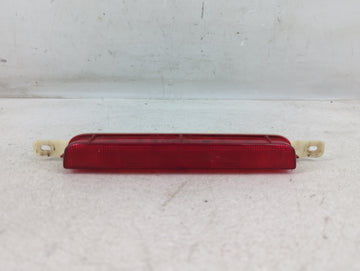 2008 Chrysler Town & Country Third Brake Light Tail Light Fits OEM Used Auto Parts - Oemusedautoparts1.com