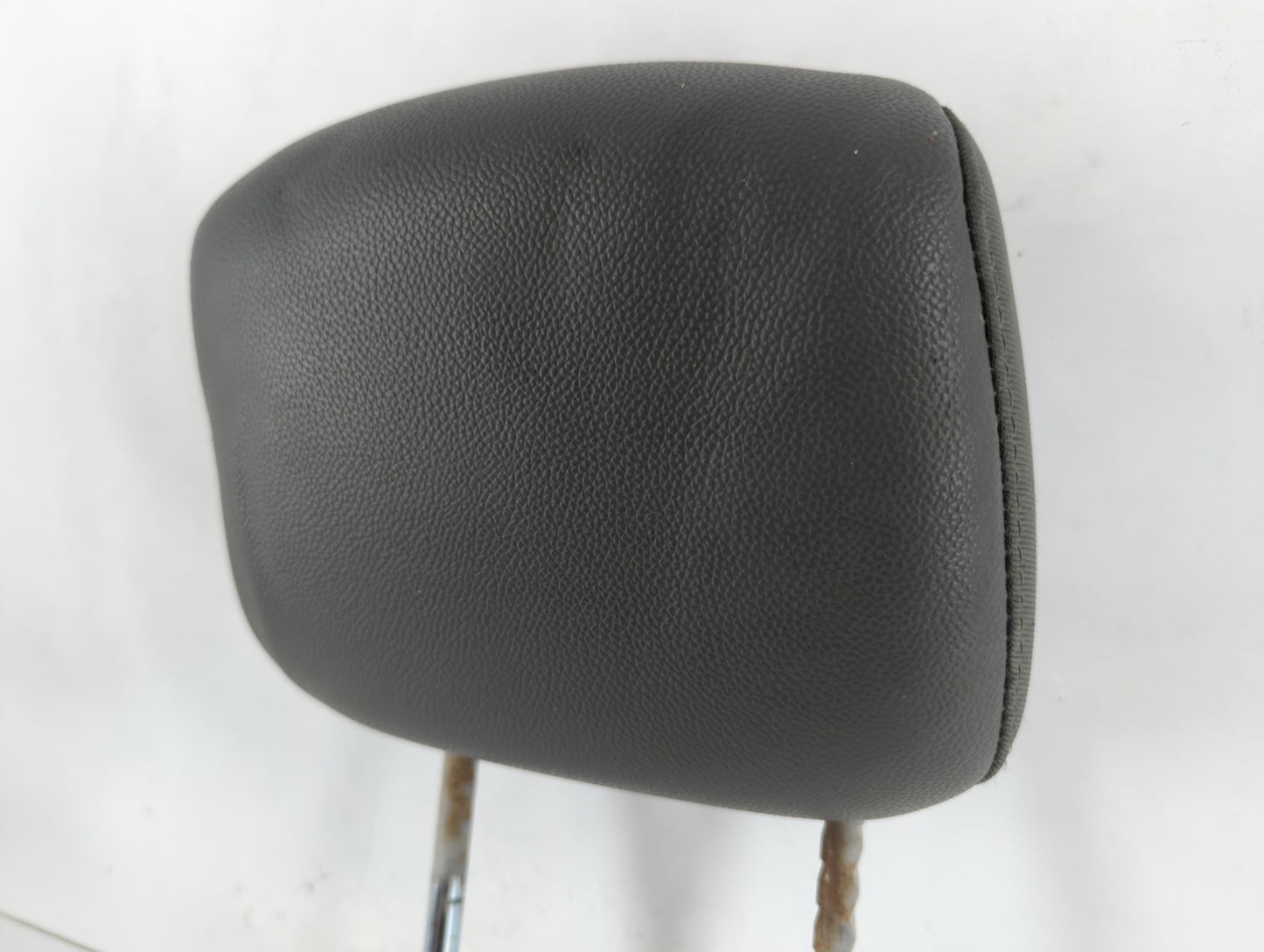 2008 Chrysler Town & Country Headrest Head Rest Front Driver Passenger Seat Fits OEM Used Auto Parts - Oemusedautoparts1.com