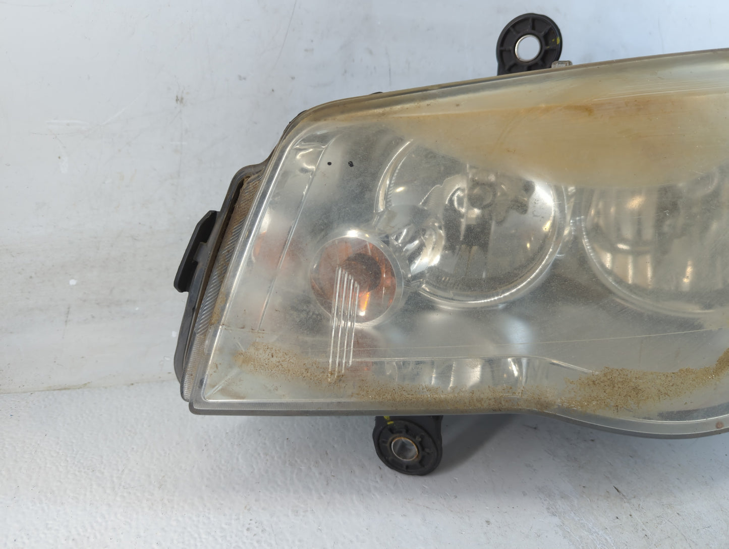 2005-2009 Chrysler Town & Country Driver Left Oem Front Light Lamp - Oemusedautoparts1.com