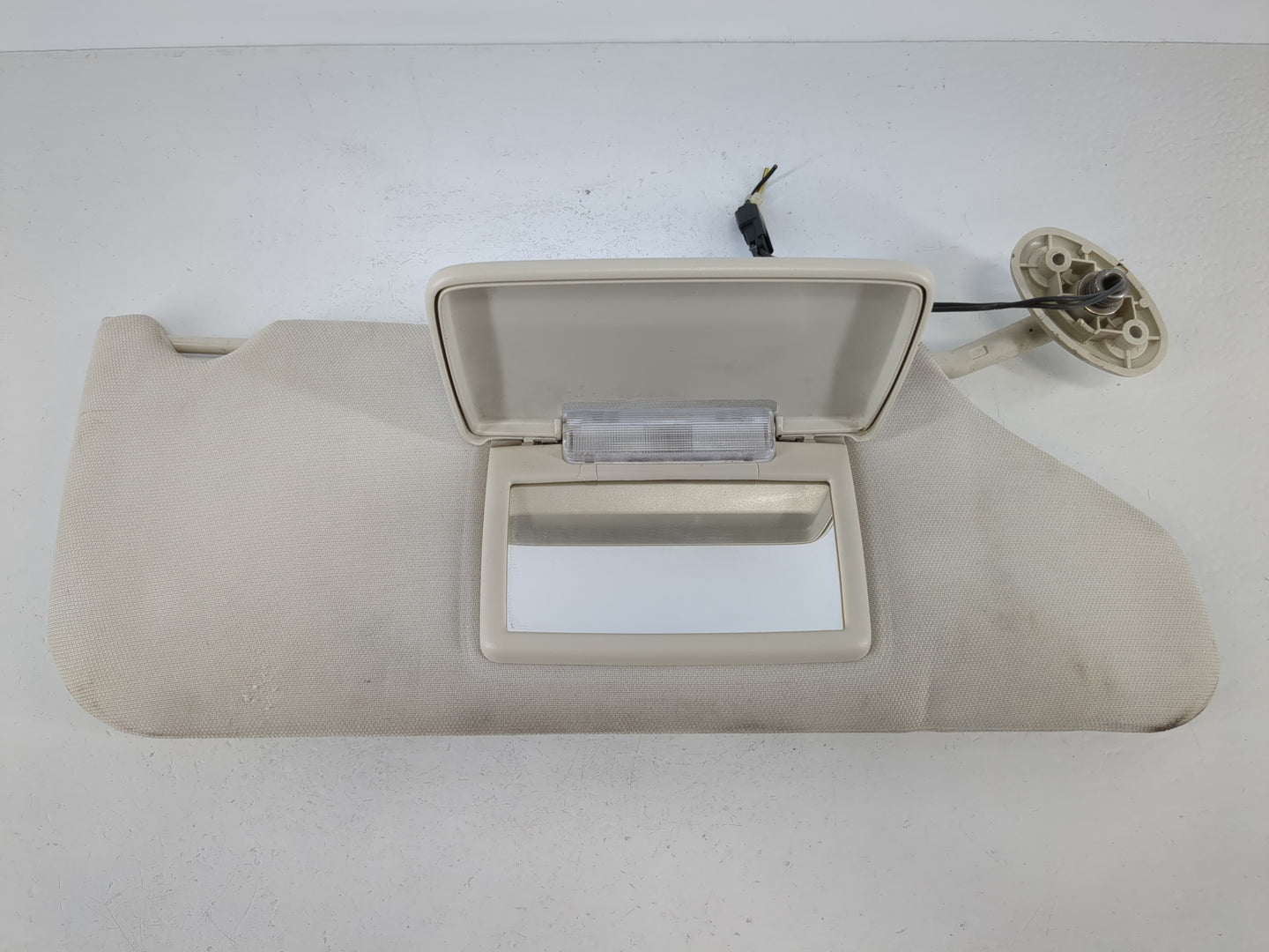 2008 Dodge Avenger Sun Visor Shade Replacement Passenger Right Mirror Fits Fits 2009 2010 OEM Used Auto Parts - Oemusedautop