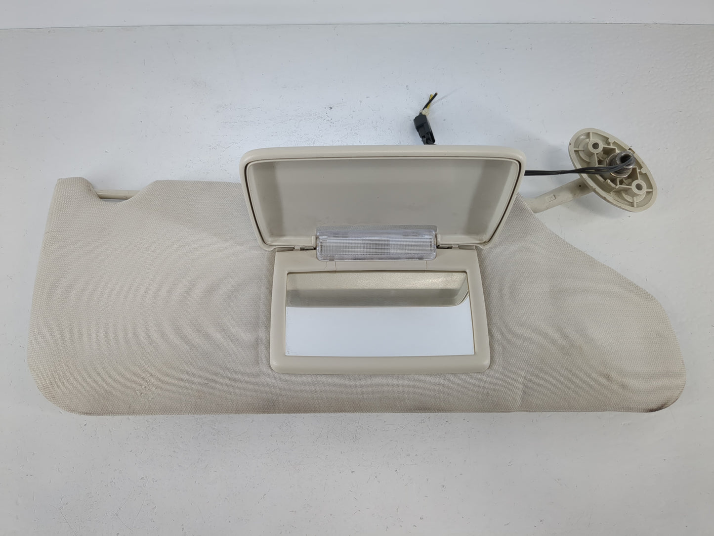 2008 Dodge Avenger Sun Visor Shade Replacement Passenger Right Mirror Fits Fits 2009 2010 OEM Used Auto Parts - Oemusedautop