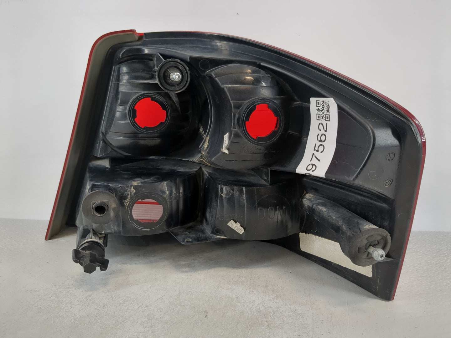 2008-2010 Dodge Avenger Tail Light Assembly Driver Left OEM P/N:60439DOM Fits Fits 2008 2009 2010 OEM Used Auto Parts - Oemu