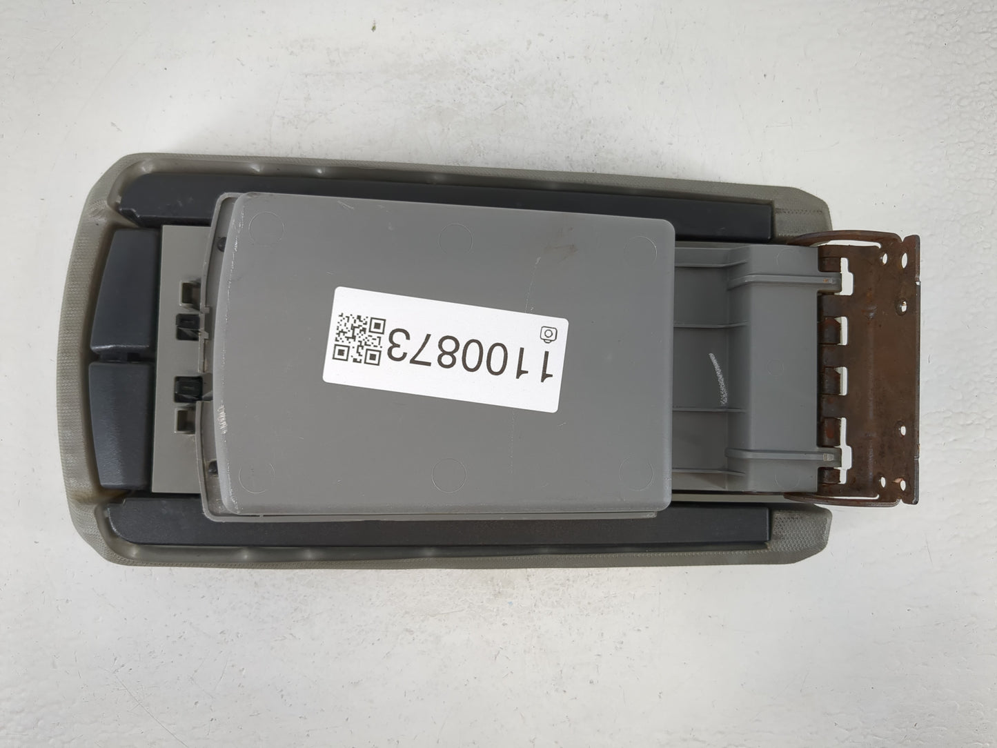 2008-2009 Dodge Avenger Center Console Armrest Cover Lid Fits Fits 2008 2009 OEM Used Auto Parts - Oemusedautoparts1.com
