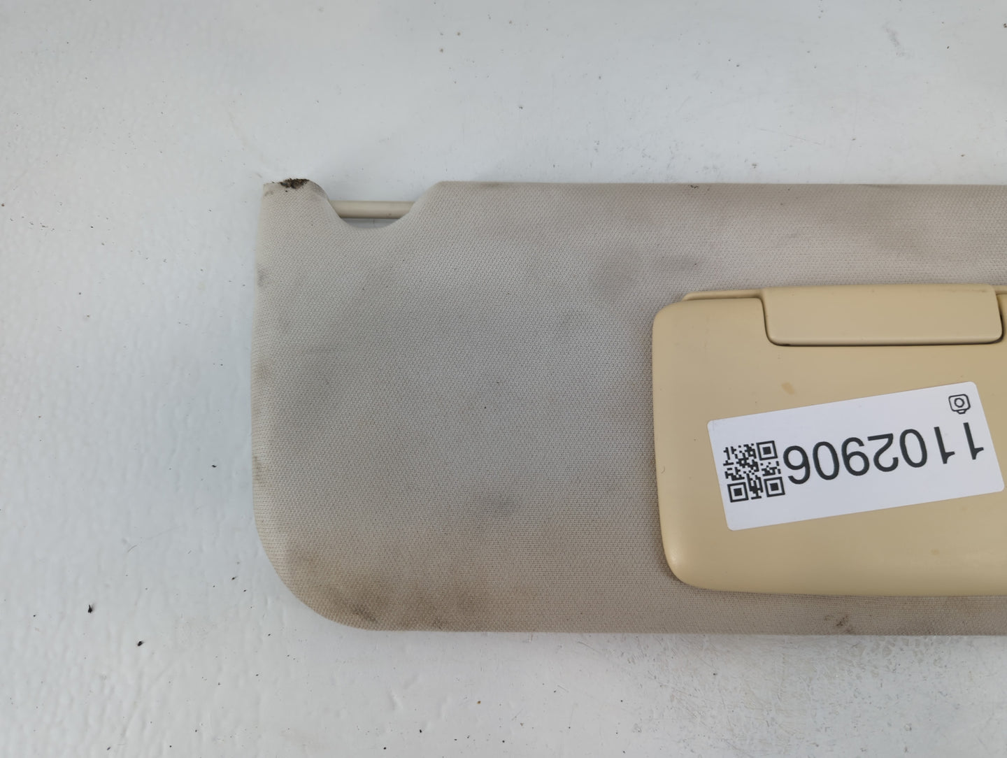 2008-2010 Dodge Avenger Sun Visor Shade Replacement Passenger Right Mirror Fits Fits 2008 2009 2010 OEM Used Auto Parts - Oe