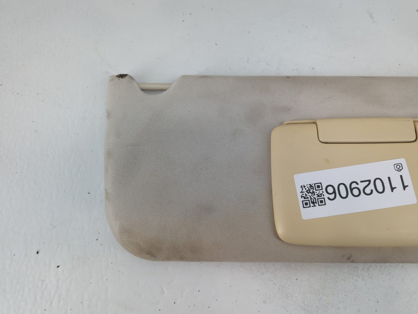 2008-2010 Dodge Avenger Sun Visor Shade Replacement Passenger Right Mirror Fits Fits 2008 2009 2010 OEM Used Auto Parts - Oe