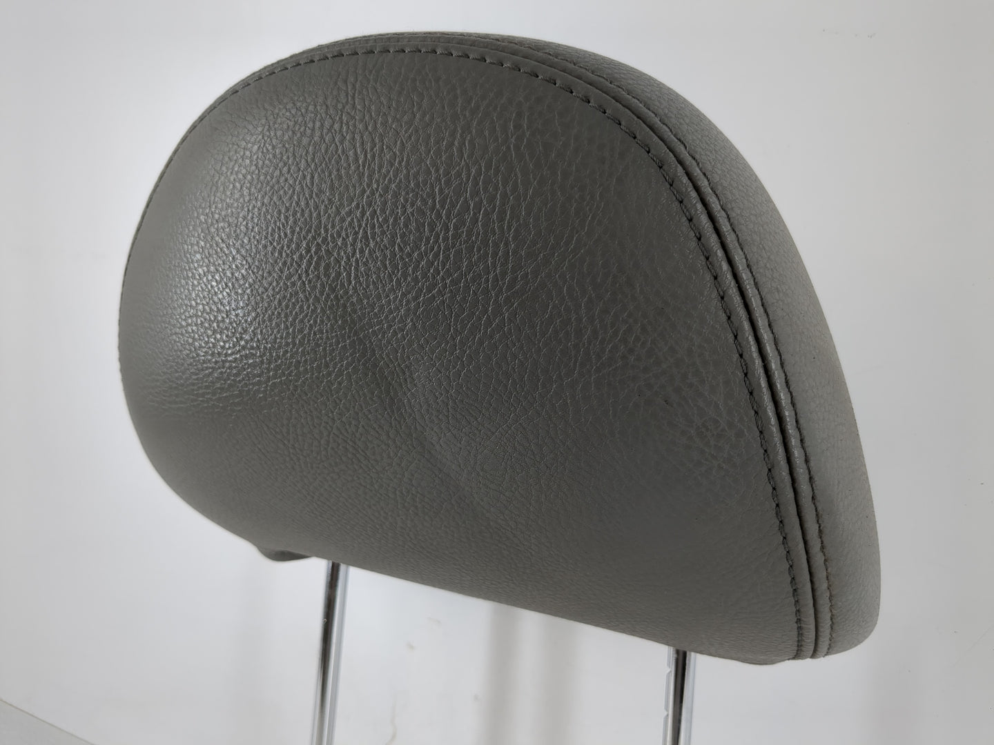 2008-2010 Dodge Avenger Headrest Head Rest Front Driver Passenger Seat Fits Fits 2007 2008 2009 2010 OEM Used Auto Parts - O