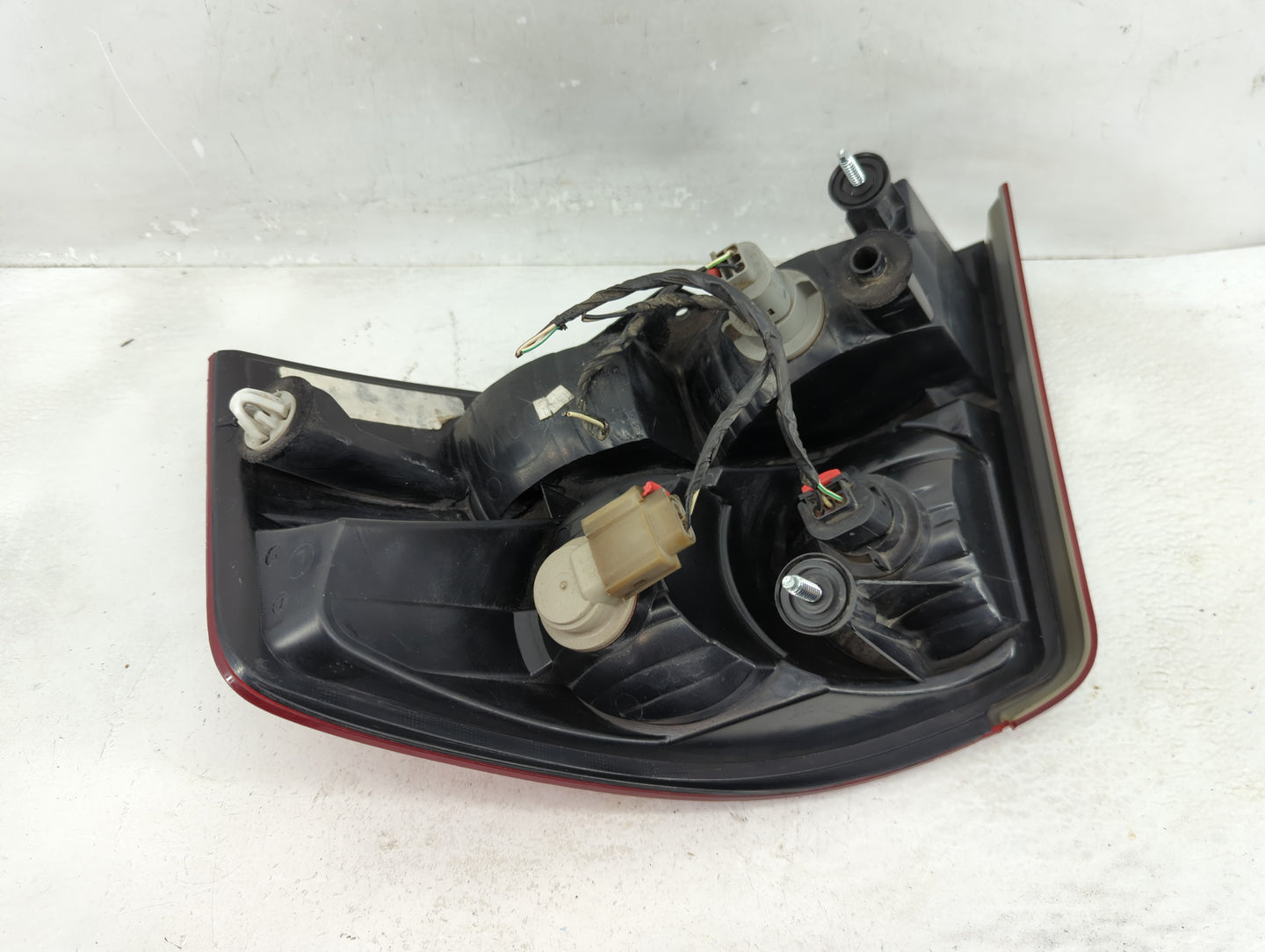 2008-2010 Dodge Avenger Tail Light Assembly Driver Left OEM P/N:05303991AD Fits Fits 2008 2009 2010 OEM Used Auto Parts - Oe