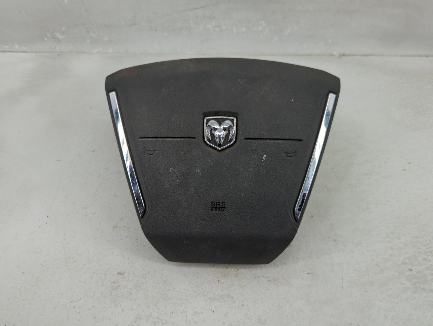 2008-2009 Dodge Avenger Air Bag Driver Left Steering Wheel Mounted P/N:P1AS631DHAF Fits Fits 2008 2009 OEM Used Auto Parts -