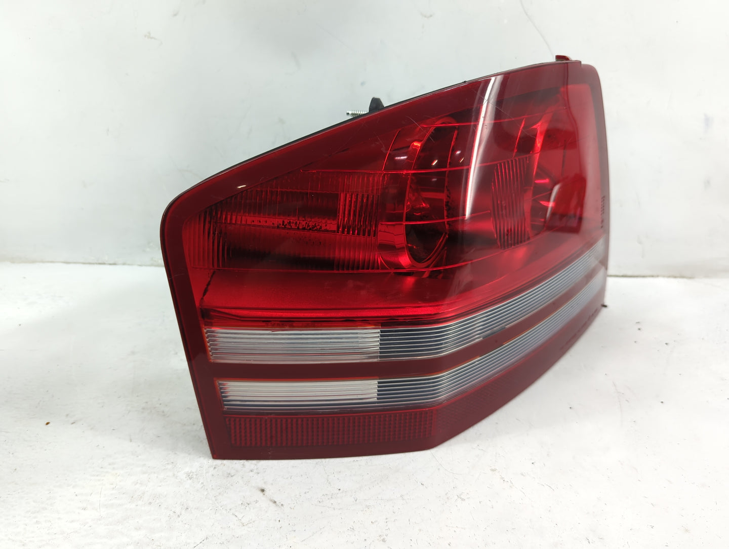 2008-2010 Dodge Avenger Tail Light Assembly Driver Left OEM P/N:05303991AD Fits Fits 2008 2009 2010 OEM Used Auto Parts - Oe