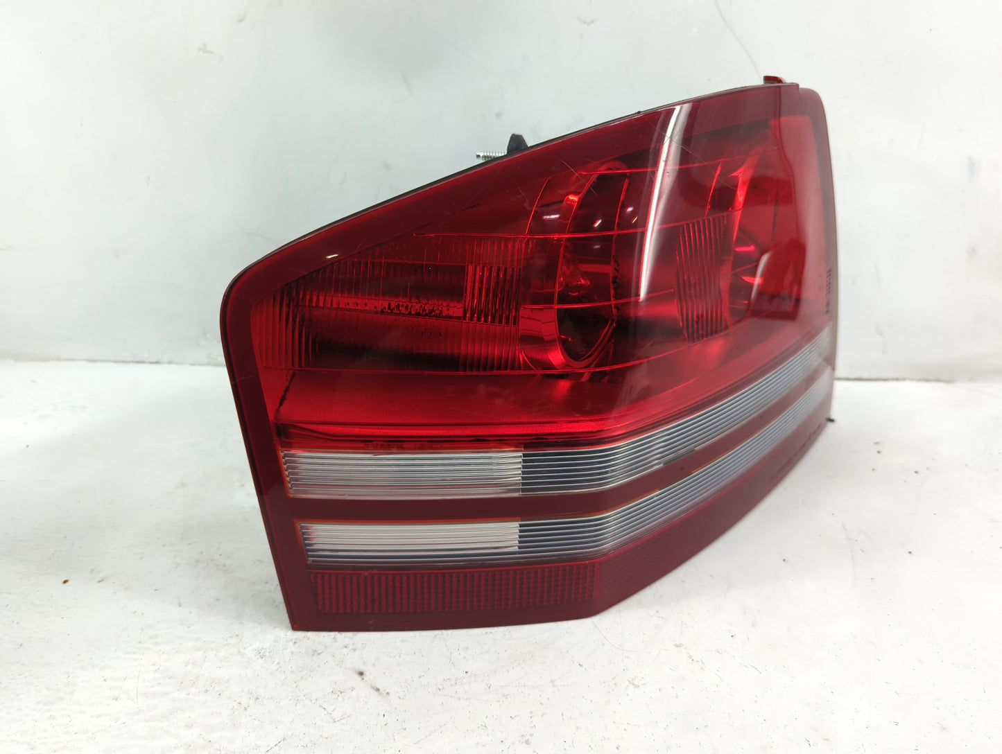 2008-2010 Dodge Avenger Tail Light Assembly Driver Left OEM P/N:05303991AD Fits Fits 2008 2009 2010 OEM Used Auto Parts - Oe
