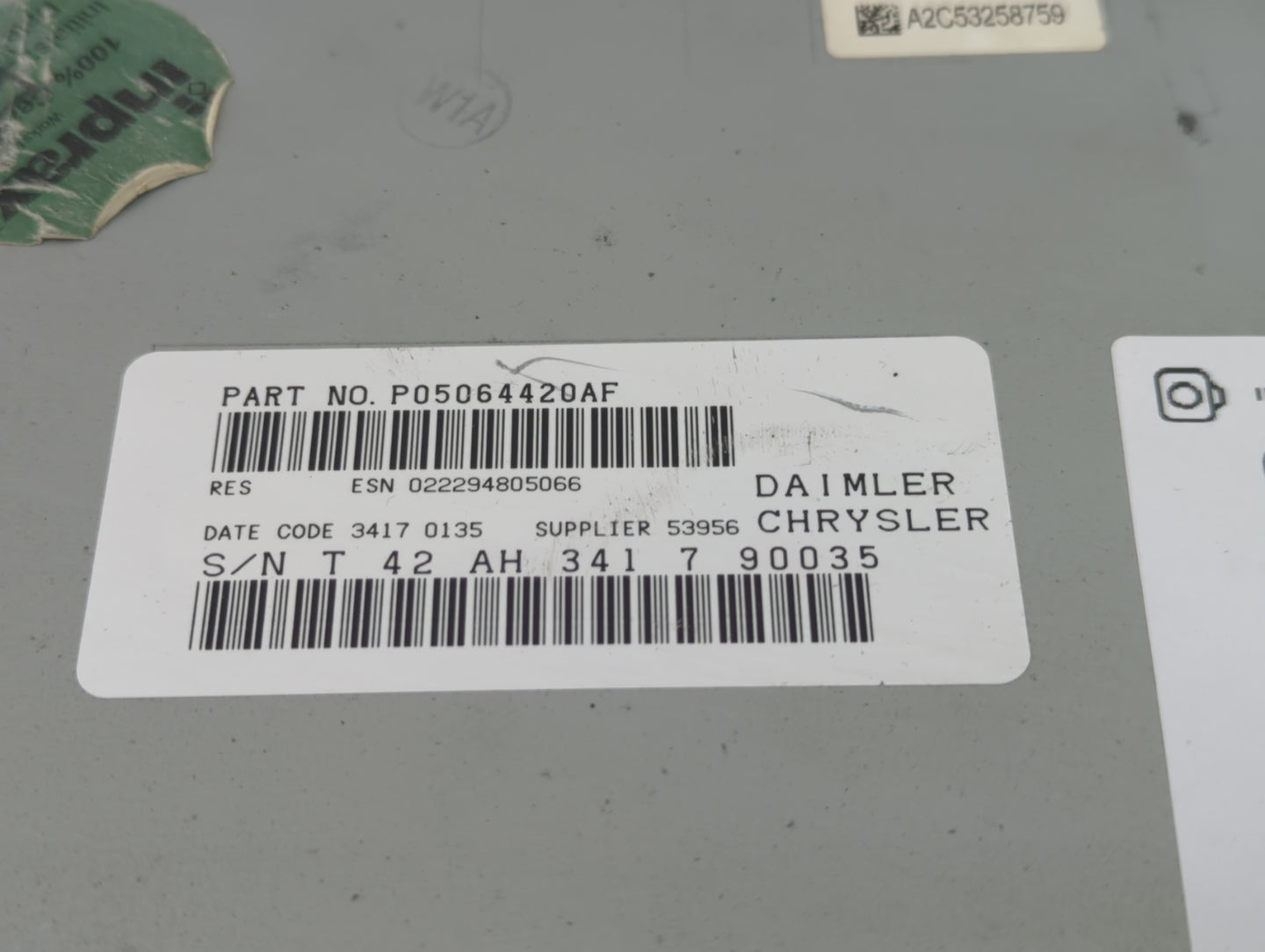 2008 Dodge Avenger Radio AM FM Cd Player Receiver Replacement P/N:P05064420AF Fits Fits 2007 OEM Used Auto Parts - Oemusedau