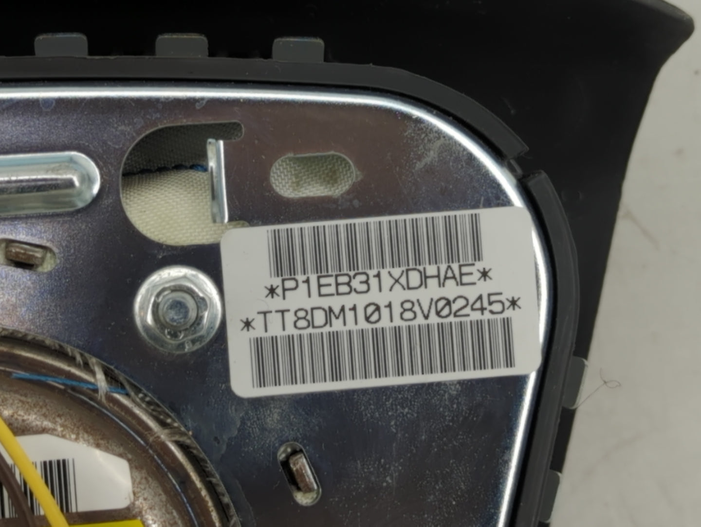 2008-2009 Dodge Avenger Air Bag Driver Left Steering Wheel Mounted Fits Fits 2008 2009 OEM Used Auto Parts - Oemusedautopart