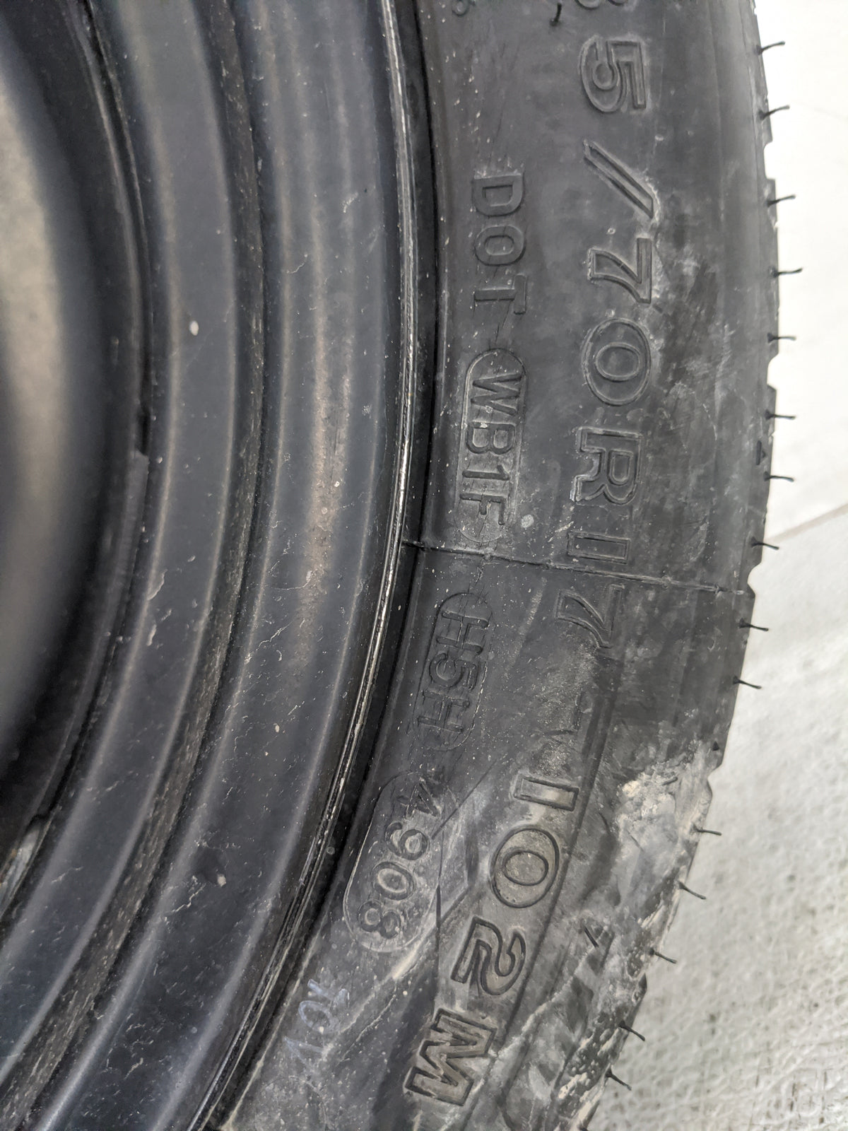 2008 Dodge Avenger Spare Donut Tire Wheel Rim Oem 1420805 - Oemusedautoparts1.com